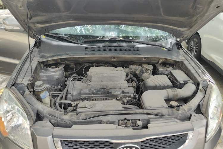 Used Kia Sportage 2013 2.0L Automatic Two-Wheel Drive GLS Trim Engine Bay