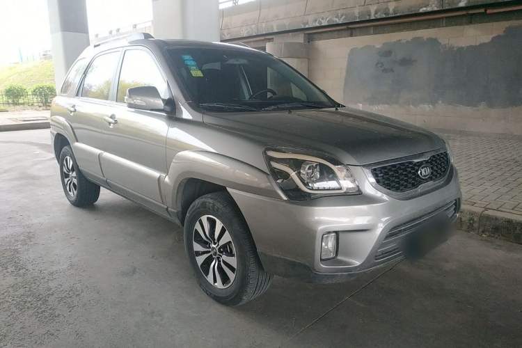 Used Kia Sportage 2013 2.0L Automatic Two-Wheel Drive GLS Trim Exterior 2