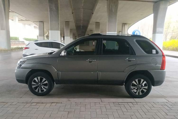 Used Kia Sportage 2013 2.0L Automatic Two-Wheel Drive GLS Trim Exterior 3