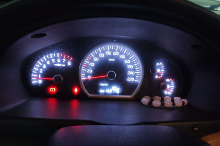 Used Kia Sportage 2013 2.0L Manual Two-Wheel Drive GL Trim Instrument Cluster