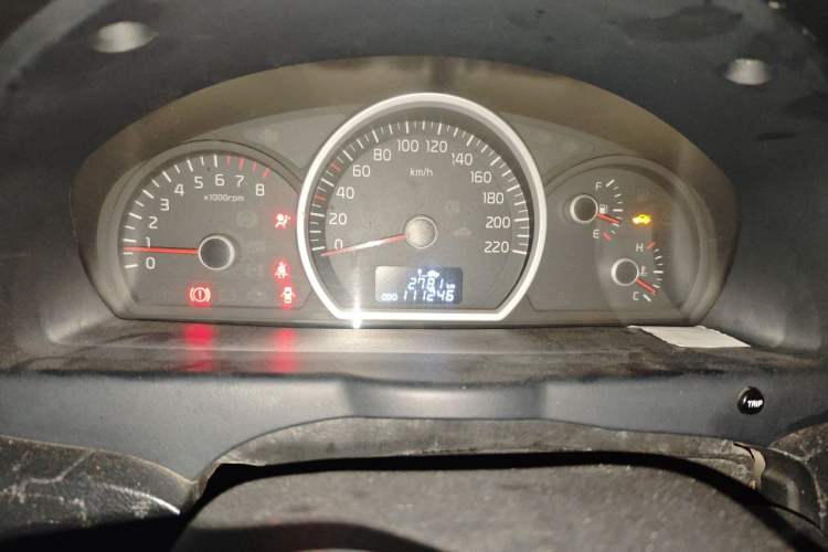Used Kia Sportage 2013 2.0L Manual Two-Wheel Drive GLS Instrument Cluster