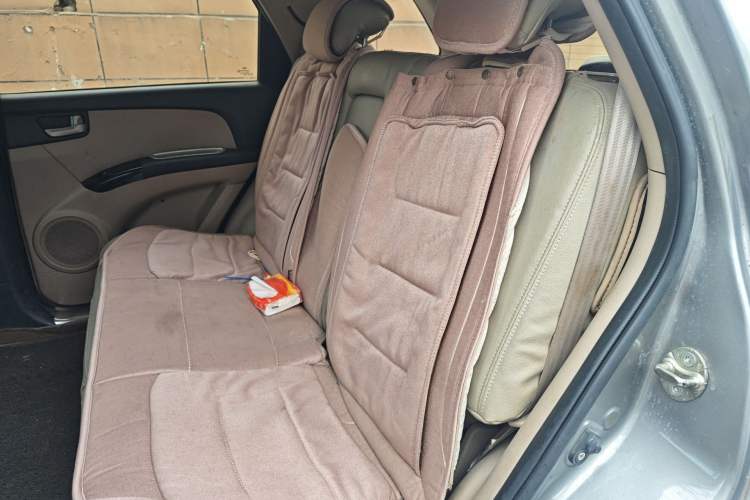 Used Kia Sportage 2013 2.0L Automatic Two-Wheel Drive GL Trim Interior 4