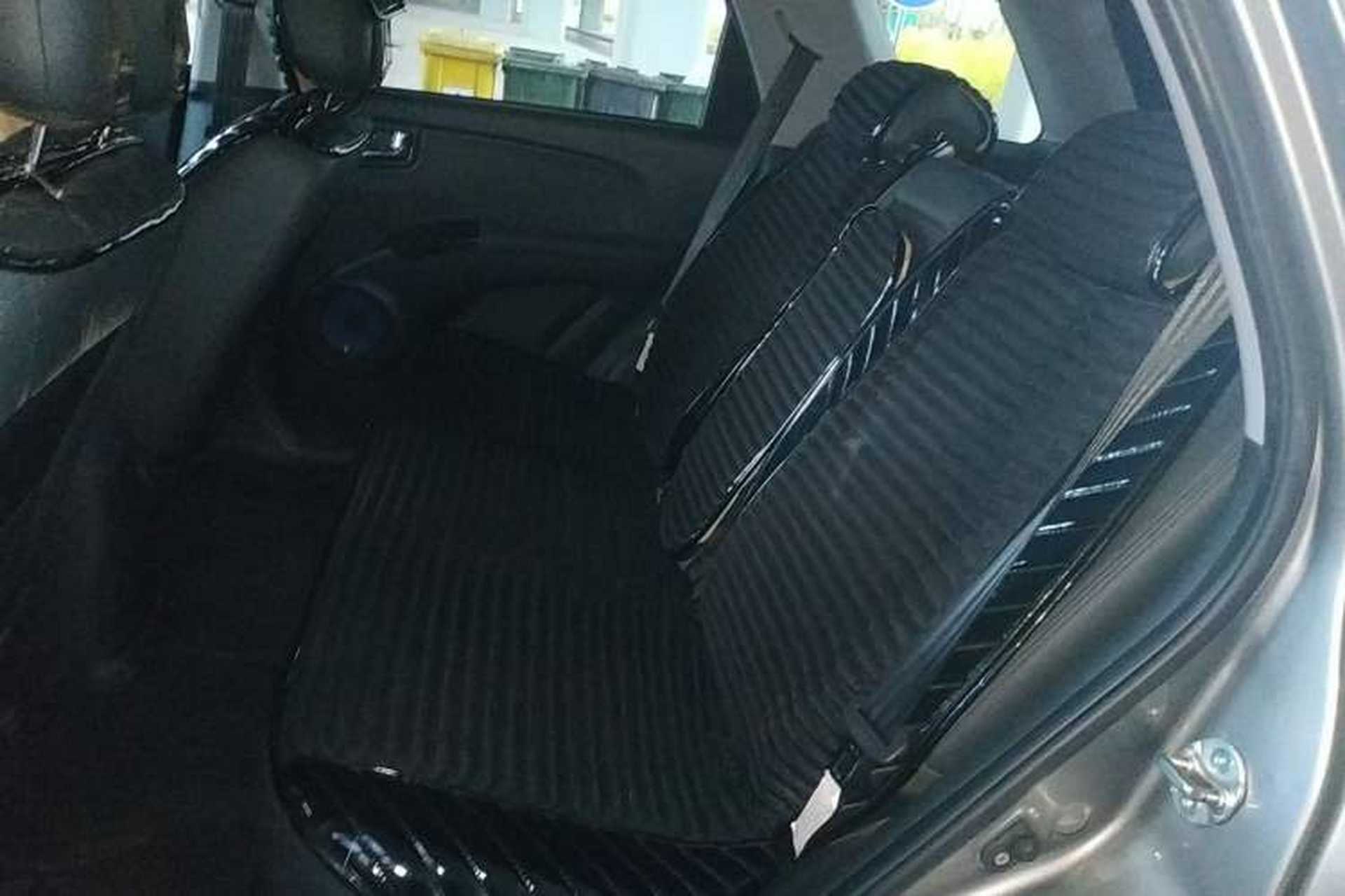 Used Kia Sportage 2013 2.0L Automatic Two-Wheel Drive GLS Trim Interior 5