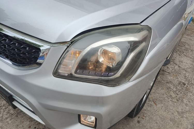 Used Kia Sportage 2013 2.0L Automatic Two-Wheel Drive GL Trim Left Front Headlight