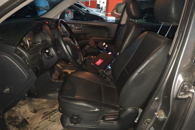 Used Kia Sportage 2013 2.0L Manual Two-Wheel Drive GLS Left Front Seat