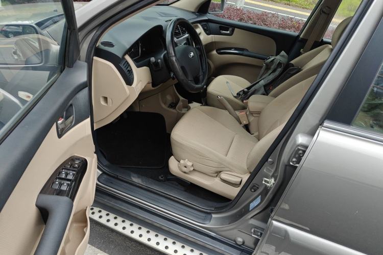Used Kia Sportage 2013 2.0L Automatic Two-Wheel Drive GL Trim Left Front Seat