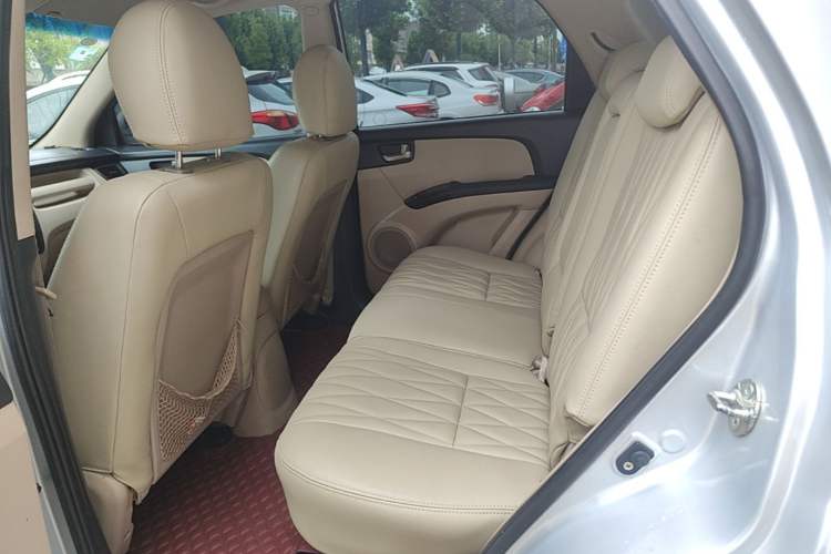 Used Kia Sportage 2013 2.0L Automatic Two-Wheel Drive GL Trim Left Rear Seat