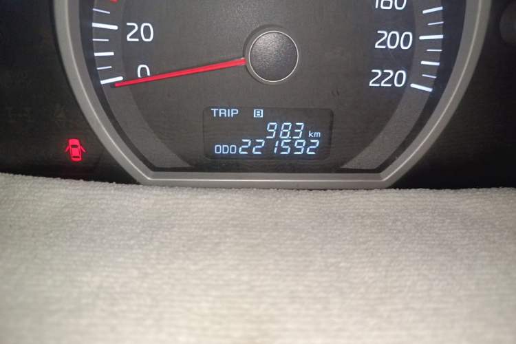 Used Kia Sportage 2013 2.0L Manual Two-Wheel Drive GL Trim Odometer Close Up