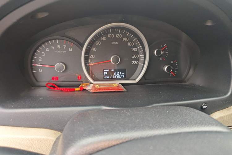 Used Kia Sportage 2013 2.0L Automatic Two-Wheel Drive GL Trim Odometer Close Up