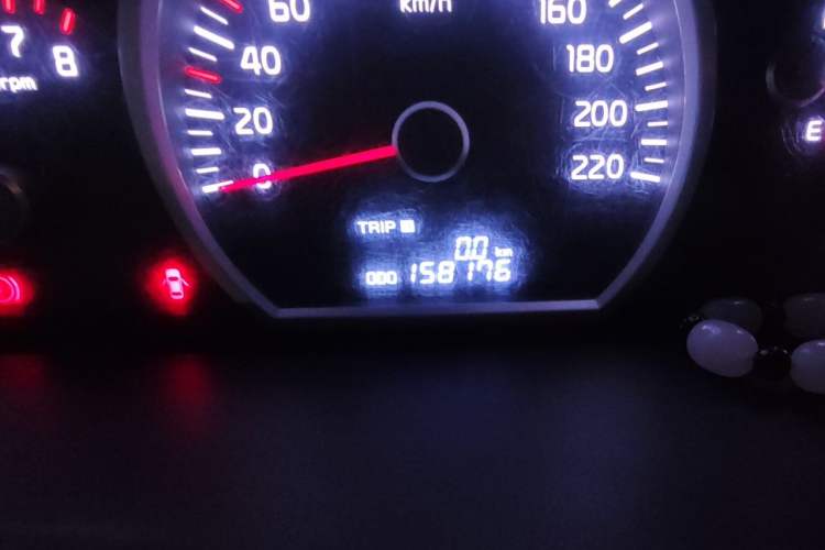 Used Kia Sportage 2013 2.0L Manual Two-Wheel Drive GL Trim Odometer Close Up