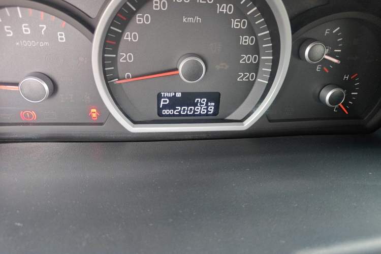 Used Kia Sportage 2013 2.0L Automatic Two-Wheel Drive GL Trim Odometer Close Up