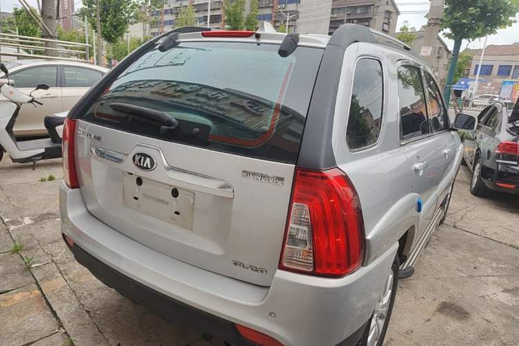 Used Kia Sportage 2013 2.0L Automatic Two-Wheel Drive GL Trim Rear Right 45 Deg