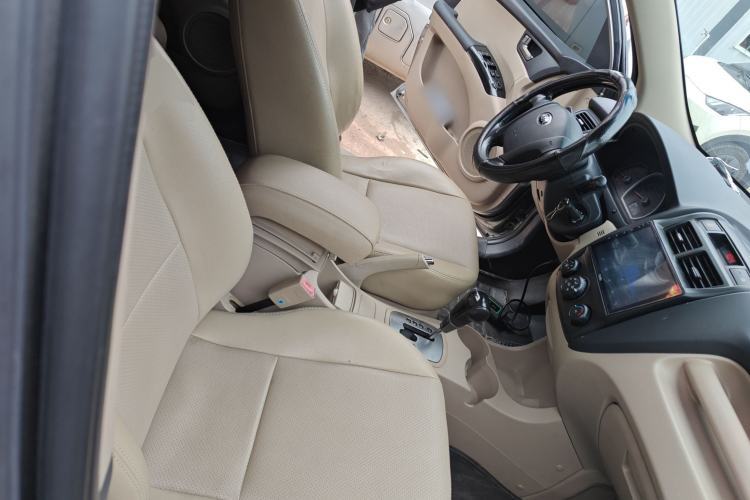 Used Kia Sportage 2013 2.0L Automatic Two-Wheel Drive GL Trim Right Front Seat