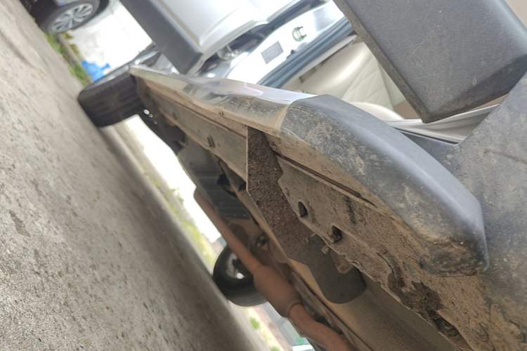 Used Kia Sportage 2013 2.0L Automatic Two-Wheel Drive GL Trim Right Side Sill