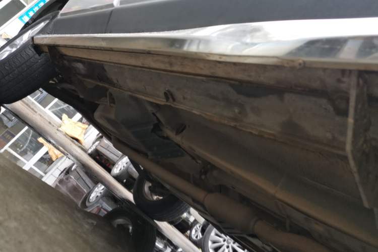 Used Kia Sportage 2013 2.0L Automatic Two-Wheel Drive GL Trim Right Side Sill