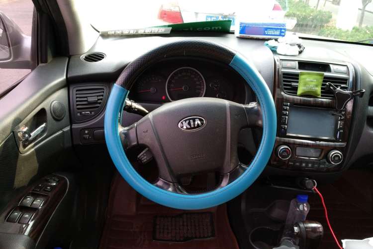Used Kia Sportage 2013 2.0L Automatic Two-Wheel Drive GLS Trim Steering Wheel