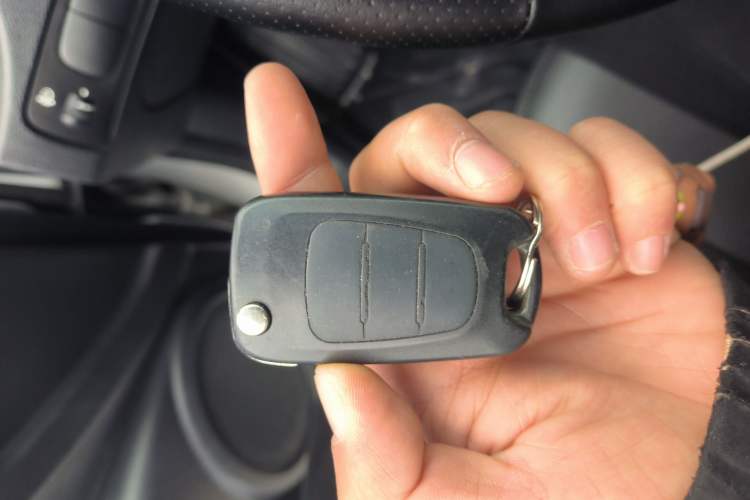Used Kia Sportage 2013 2.0L Automatic Two-Wheel Drive GLS Trim Vehicle Key