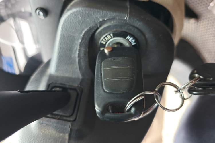 Used Kia Sportage 2013 2.0L Automatic Two-Wheel Drive GL Trim Vehicle Key