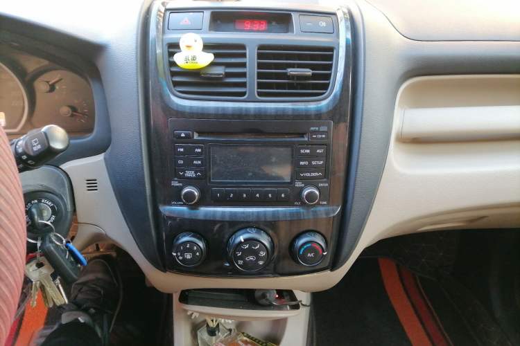 Used Kia Sportage 2013 2.0L Automatic Two-Wheel Drive GL Trim Audio And AC Panel