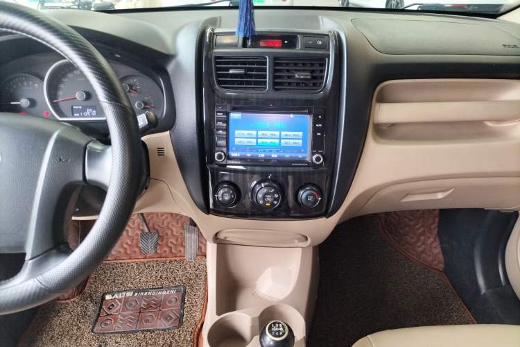 Used Kia Sportage 2013 2.0L Manual Two-Wheel Drive GL Trim Audio And AC Panel