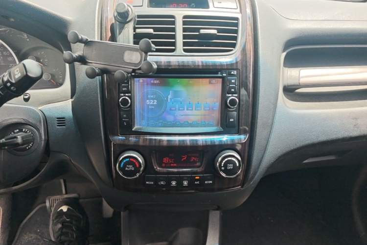 Used Kia Sportage 2013 2.0L Automatic Two-Wheel Drive GLS Trim Audio And AC Panel