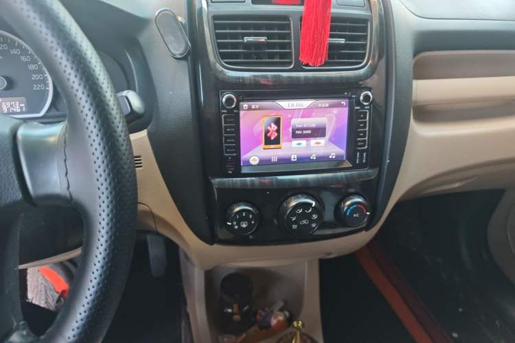 Used Kia Sportage 2013 2.0L Automatic Two-Wheel Drive GL Trim Audio And AC Panel