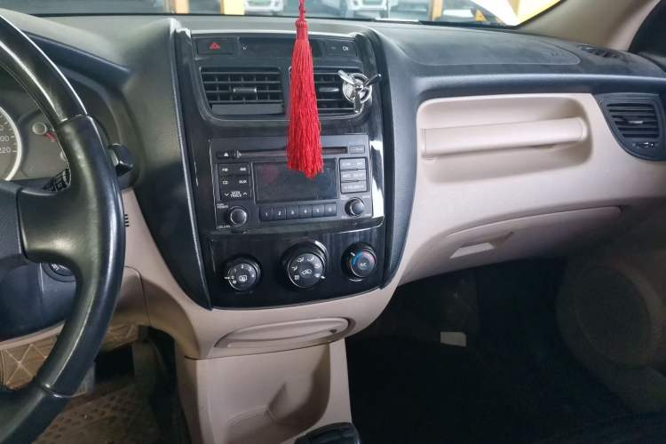 Used Kia Sportage 2013 2.0L Automatic Two-Wheel Drive GL Trim Audio And AC Panel