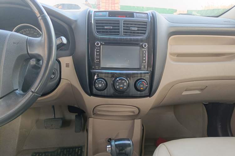 Used Kia Sportage 2013 2.0L Automatic Two-Wheel Drive GL Trim Audio And AC Panel