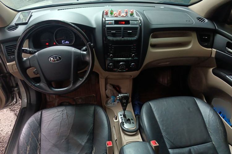 Used Kia Sportage 2013 2.0L Automatic Two-Wheel Drive GL Trim Center Console