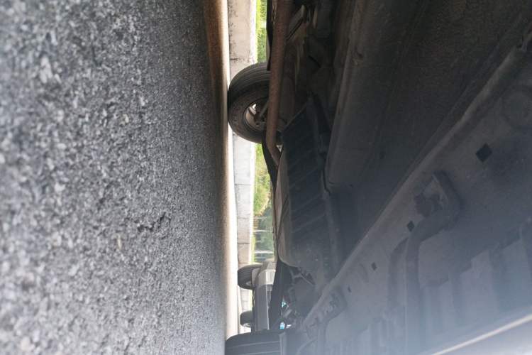 Used Kia Sportage 2013 2.0L Manual Two-Wheel Drive GLS Chassis Front Left