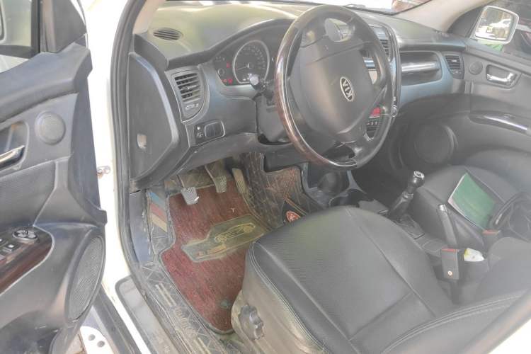 Used Kia Sportage 2013 2.0L Manual Two-Wheel Drive GLS Driver Seat