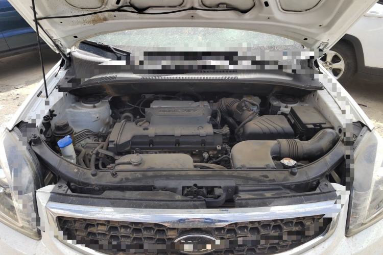 Used Kia Sportage 2013 2.0L Manual Two-Wheel Drive GL Trim Engine Bay