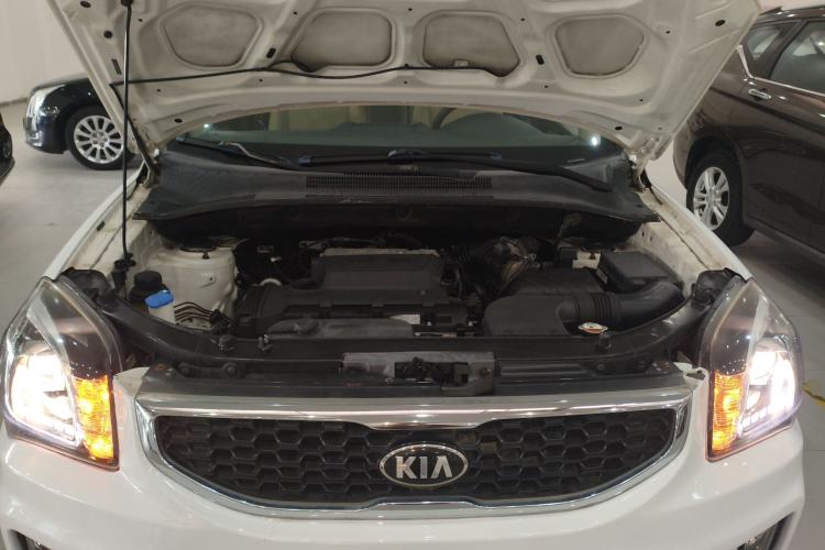 Used Kia Sportage 2013 2.0L Automatic Two-Wheel Drive GL Trim Engine Bay