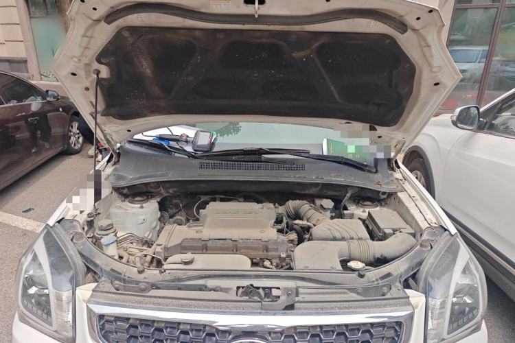 Used Kia Sportage 2013 2.0L Automatic Two-Wheel Drive GLS Trim Engine Bay