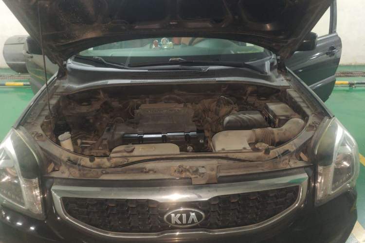 Used Kia Sportage 2013 2.0L Automatic Two-Wheel Drive GL Trim Engine Bay