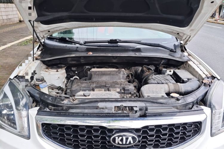 Used Kia Sportage 2013 2.0L Automatic Two-Wheel Drive GLS Trim Engine Bay