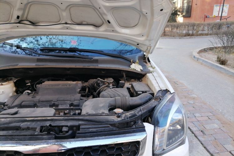 Used Kia Sportage 2013 2.0L Automatic Two-Wheel Drive GL Trim Engine Bay Left