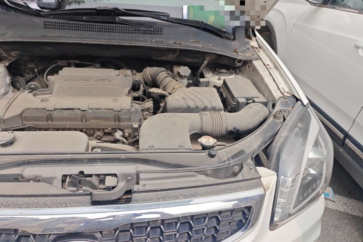 Used Kia Sportage 2013 2.0L Automatic Two-Wheel Drive GLS Trim Engine Bay Left