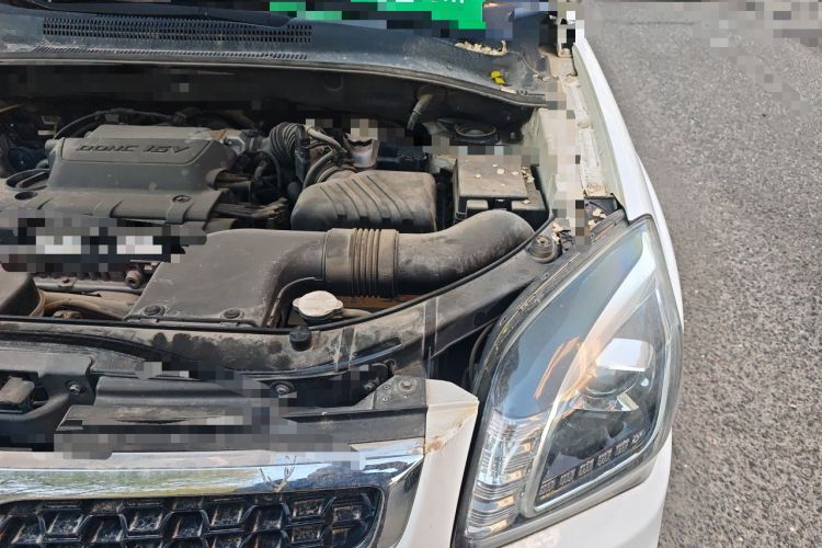 Used Kia Sportage 2013 2.0L Automatic Two-Wheel Drive GL Trim Engine Bay Left