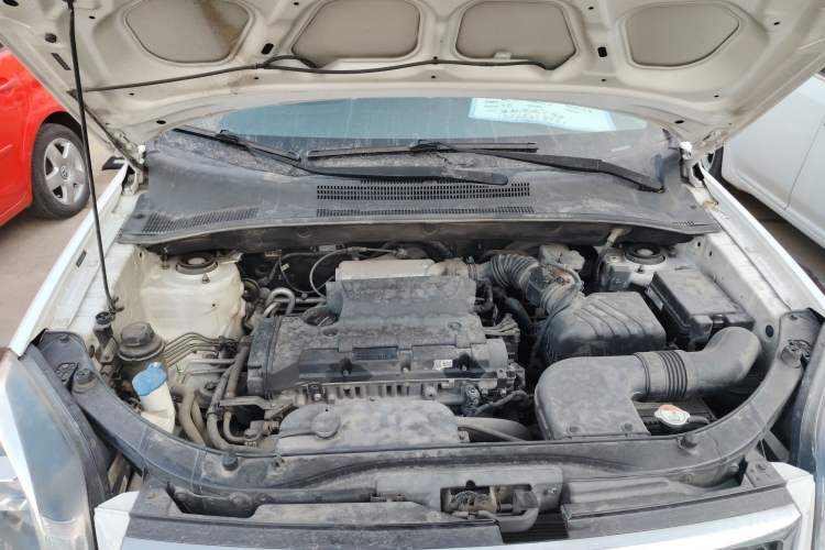 Used Kia Sportage 2013 2.0L Automatic Two-Wheel Drive GL Trim Engine Bay