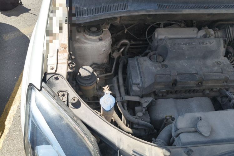 Used Kia Sportage 2013 2.0L Automatic Two-Wheel Drive GL Trim Engine Bay Right