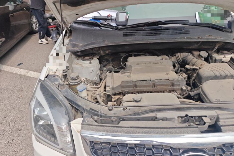 Used Kia Sportage 2013 2.0L Automatic Two-Wheel Drive GLS Trim Engine Bay Right