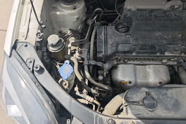 Used Kia Sportage 2013 2.0L Automatic Two-Wheel Drive GLS Trim Engine Bay Right