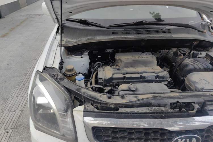 Used Kia Sportage 2013 2.0L Automatic Two-Wheel Drive GL Trim Engine Bay Right