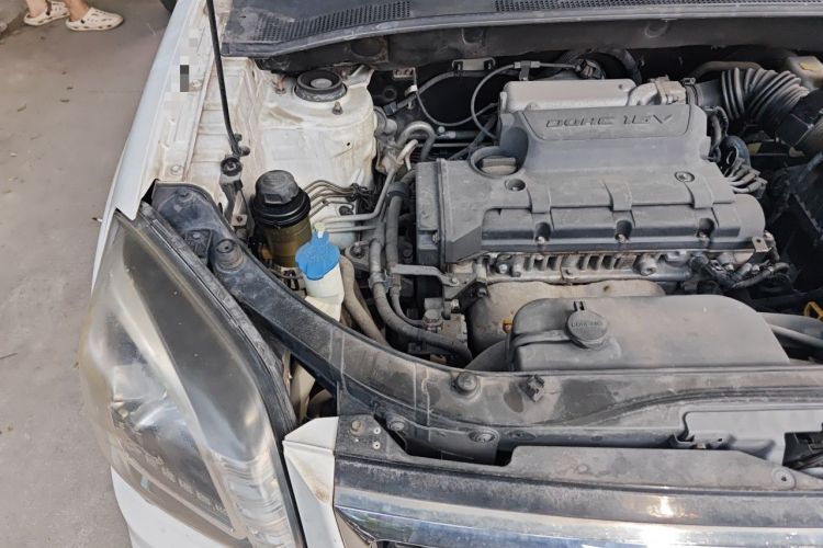 Used Kia Sportage 2013 2.0L Automatic Two-Wheel Drive GL Trim Engine Bay Right