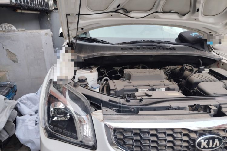 Used Kia Sportage 2013 2.0L Automatic Two-Wheel Drive GL Trim Engine Bay Right