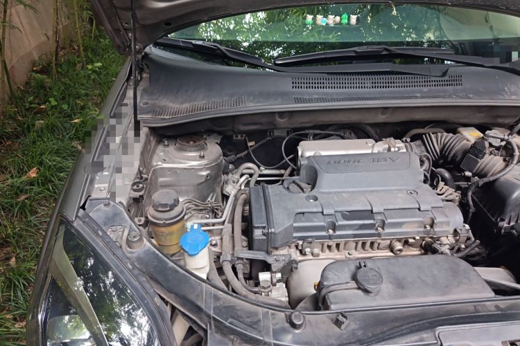 Used Kia Sportage 2013 2.0L Automatic Two-Wheel Drive GL Trim Engine Bay Right