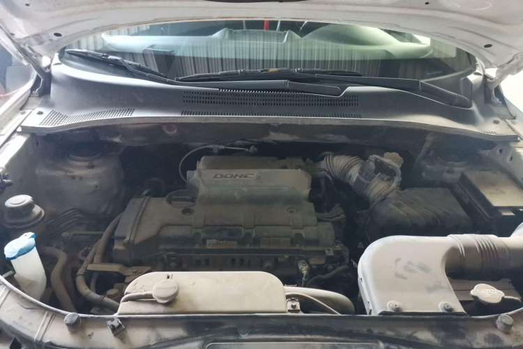 Used Kia Sportage 2013 2.0L Automatic Two-Wheel Drive GL Trim Engine Bay