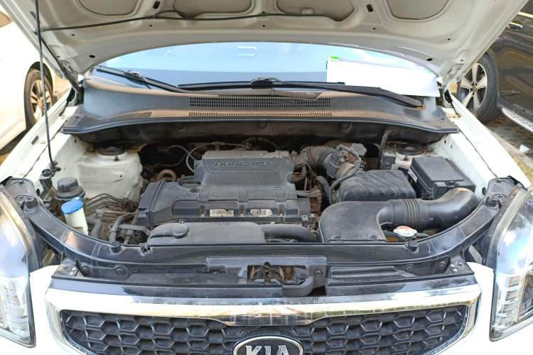 Used Kia Sportage 2013 2.0L Automatic Two-Wheel Drive GL Trim Engine Bay