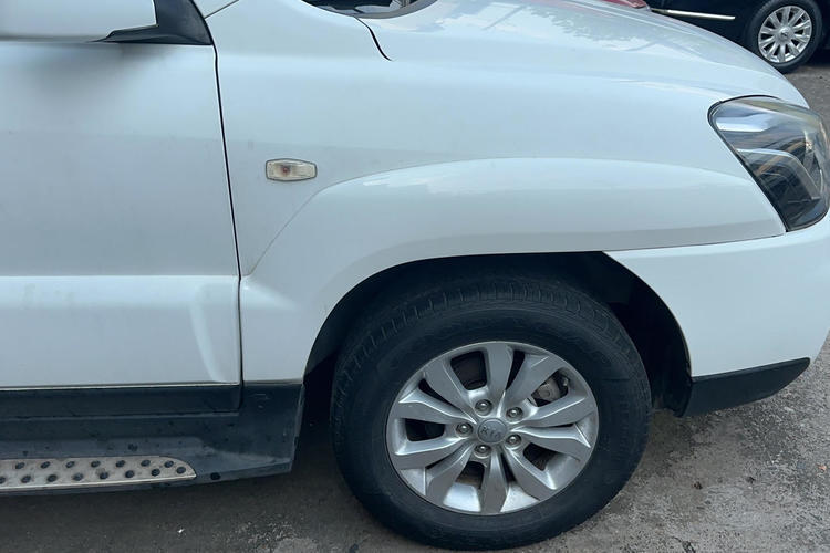 Used Kia Sportage 2013 2.0L Manual Two-Wheel Drive GL Trim Exterior 2